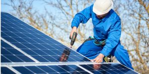 Installation Maintenance Panneaux Solaires Photovoltaïques à Monestier-d'Ambel